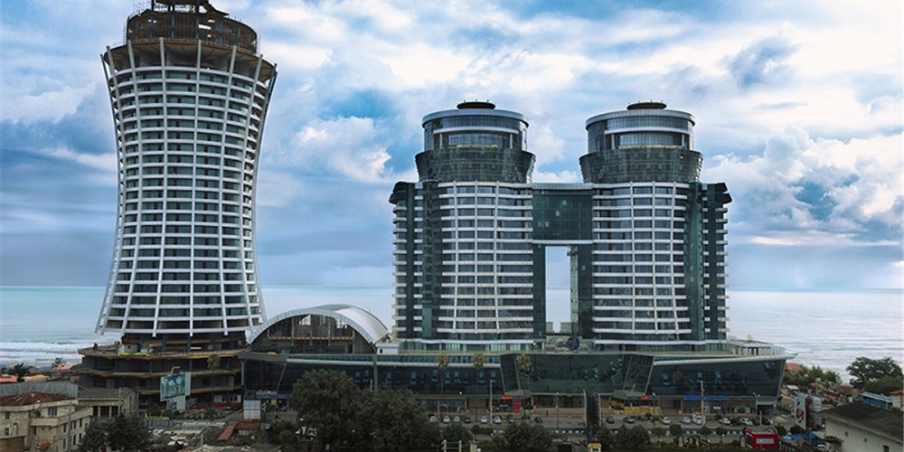 اجرای سیستم فاضلابی پروژه غو الماس خاورمیانه